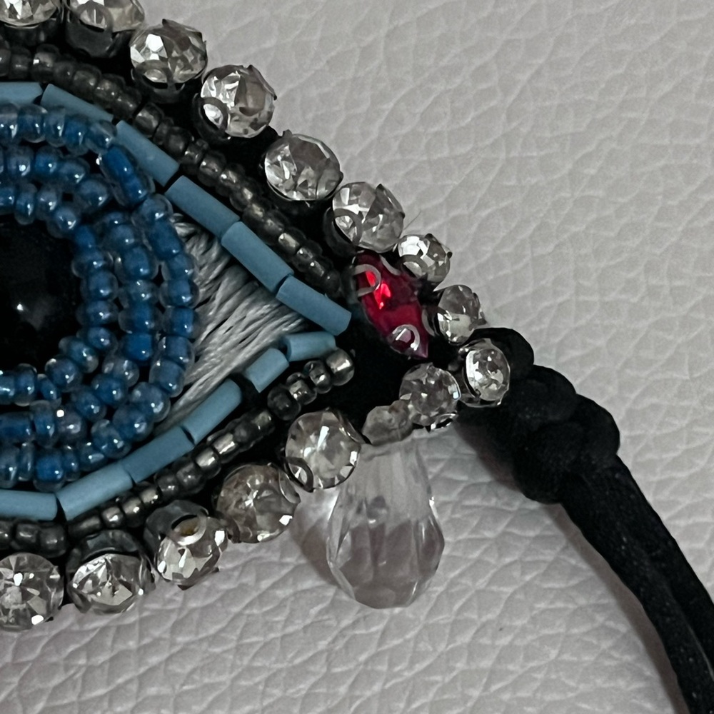 Picasso / Dali Style Blue Beaded Rhinestone EVIL EYE Threaded / Beaded Bracelet - Picture 6 of 9